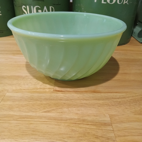 Other - Vintage Fire King Jadite Green Swirl Mixing Bowl